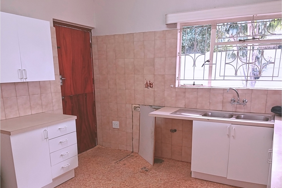 4 Bedroom Property for Sale in Chrismar Western Cape